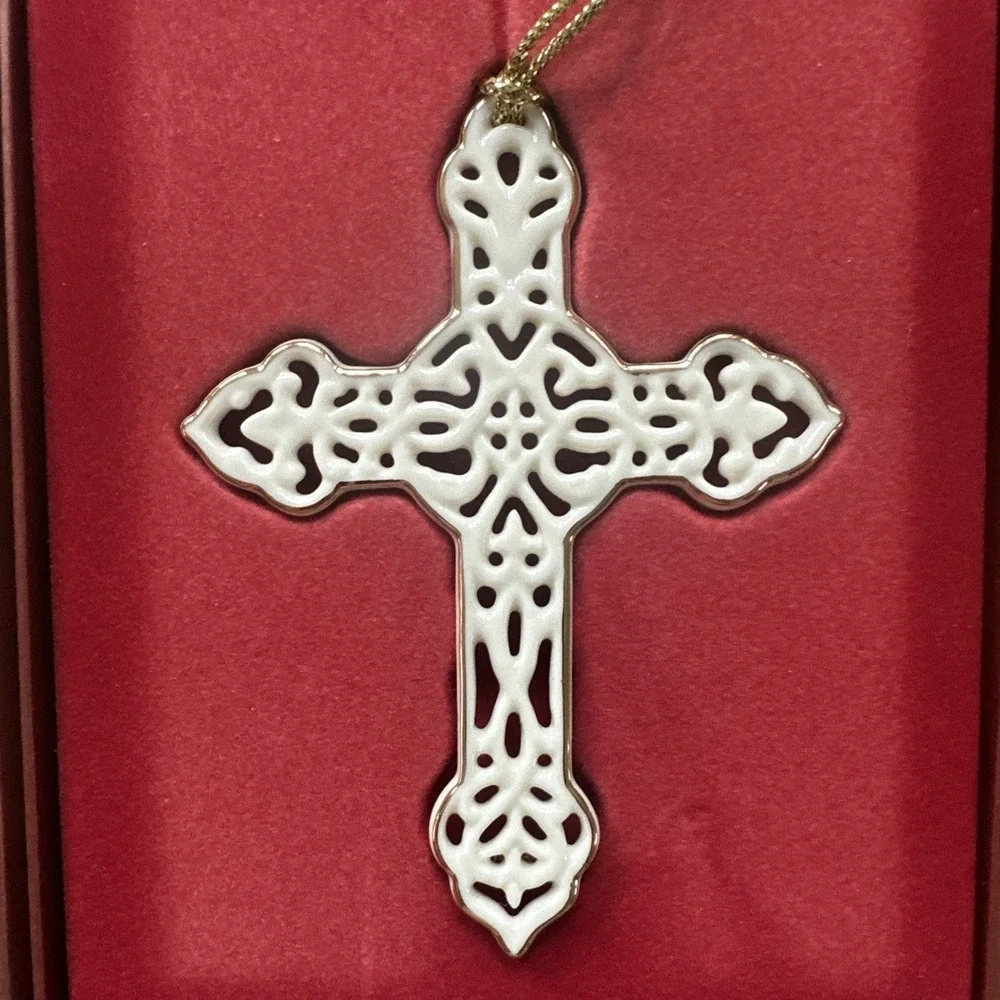 Lenox Pierced Holy Cross Christmas Ornament Porcelain Cream w Gold Tone Tassle